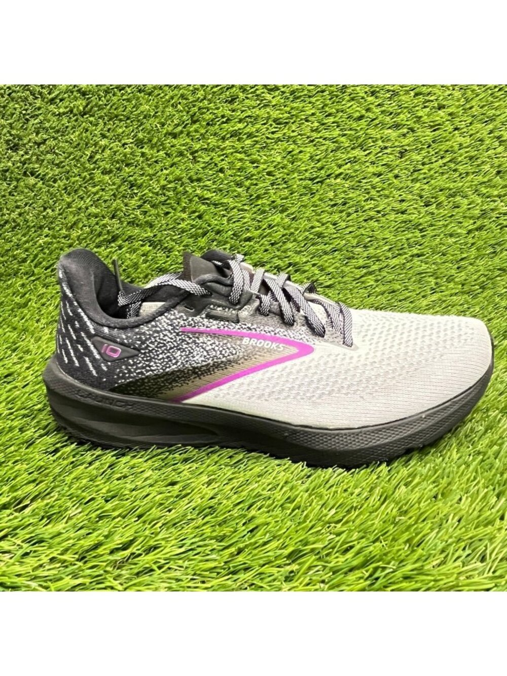 Brooks Launch 10 Womens Size 8.5 Gray Black Athletic Running Shoes Sneakers